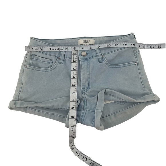 Forever 21 Junior’s Cuffed Hem Jean Shorts Size 27 - Picture 4 of 5